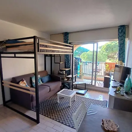 Hyealb - Pour 3 Personnes Sur Le Port D'hyeres Apartament *